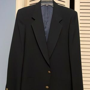 Men’s navy blazer